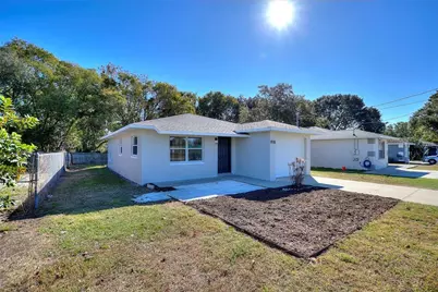818 N Joanna Avenue, Tavares, FL 32778 - Photo 1