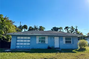 203 Peacock Ln, Holmes Beach, FL 34217 - Photo 1