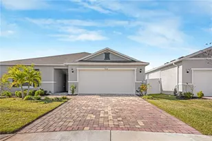 7326 34th Ct E, Sarasota, FL 34243 - Photo 1