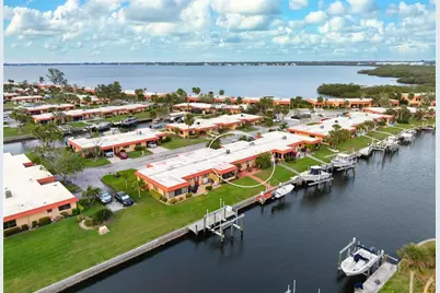 9527 Azure Cove, Bradenton, FL 34210 - Photo 1