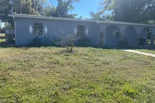 525 E Helen Ave, Punta Gorda, FL 33950 - Photo 1