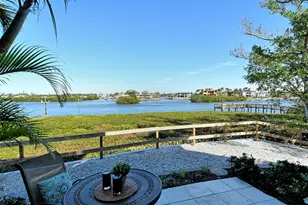 6047 E Peppertree Way, Sarasota, FL 34242 - Photo 1