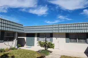 1811 Bedford Ln, Sun City Center, FL 33573 - Photo 1