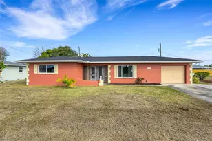 556 Mimosa Ave NW, Port Charlotte, FL 33952 - Photo 1