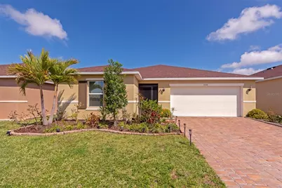 3558 74th Avenue Circle E, Sarasota, FL 34243 - Photo 1