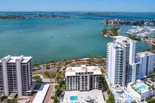 707 S Gulfstream Ave, Sarasota, FL 34236 - Photo 1