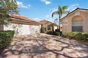 4076 Lyndhurst Ct, Sarasota, FL 34235 - Photo 1