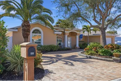 405 Darling Drive, Venice, FL 34285 - Photo 1