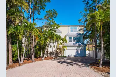 605 Avenida De Mayo, Sarasota, FL 34242 - Photo 1