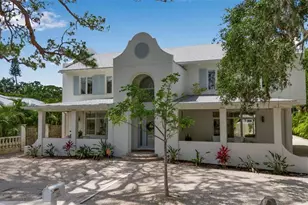 1642 Arlington St, Sarasota, FL 34239 - Photo 1