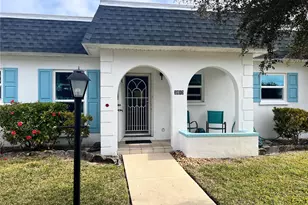 3813 37th Ave W, Bradenton, FL 34205 - Photo 1