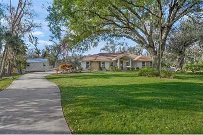 9003 63rd Avenue Drive E, Bradenton, FL 34202 - Photo 1