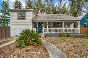 911 29th St N, Saint Petersburg, FL 33713 - Photo 1