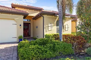 108 Maraviya Blvd, Nokomis, FL 34275 - Photo 1