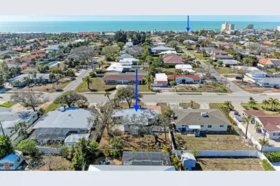 817 Harbor Drive S, Venice, FL 34285 - Photo 1