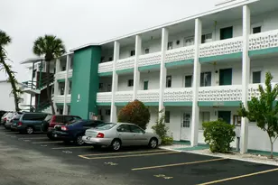 1818 Restful Dr, Bradenton, FL 34207 - Photo 1