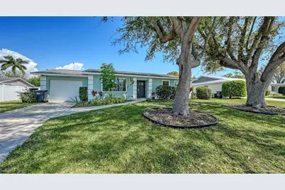 923 69th Street NW, Bradenton, FL 34209 - Photo 1