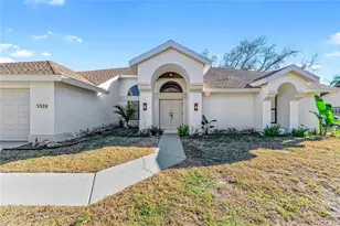 5328 Dominica Cir, Sarasota, FL 34233 - Photo 1