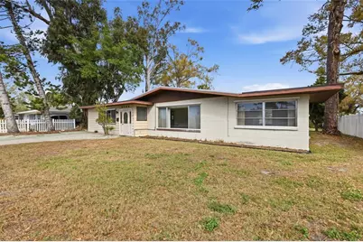 2506 21st Avenue W, Bradenton, FL 34205 - Photo 1