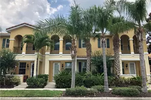 3770 82nd Ave Cir E, Sarasota, FL 34243 - Photo 1