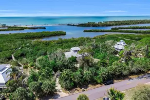 5000 Lemon Bay Dr, Venice, FL 34293 - Photo 1