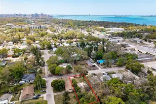 1107 Putnam Dr, Sarasota, FL 34234 - Photo 1