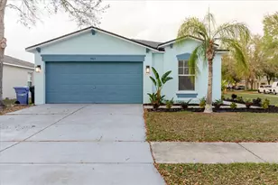7861 Carriage Pointe Dr, Gibsonton, FL 33534 - Photo 1