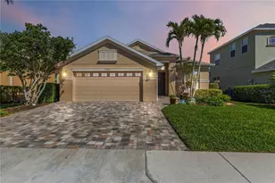 3736 Summerwind Cir, Bradenton, FL 34209 - Photo 1