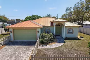 2724 Temple St, Sarasota, FL 34239 - Photo 1