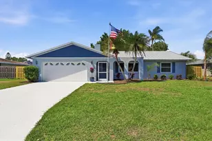 1534 Georgetowne Ln, Sarasota, FL 34232 - Photo 1