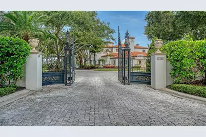 4401 Bay Shore Road, Sarasota, FL 34234 - Photo 1