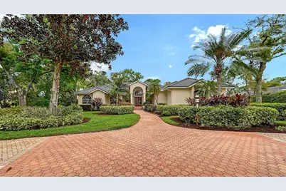 5023 Ashley Parkway, Sarasota, FL 34241 - Photo 1