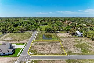 6610 Lyla Ln, Sarasota, FL 34241 - Photo 1