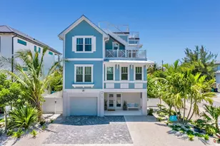 419 Alamanda Rd, Anna Maria, FL 34216 - Photo 1