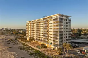 633 Alhambra Rd, Venice, FL 34285 - Photo 1