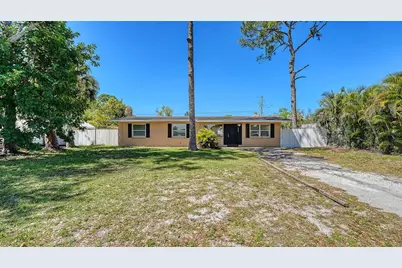 6008 9th Street E, Bradenton, FL 34203 - Photo 1