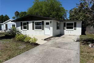 608 12th St W, Palmetto, FL 34221 - Photo 1