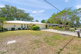 4662 Beacon Dr, Sarasota, FL 34232 - Photo 1