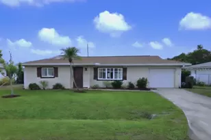 1770 Palm Dr, Venice, FL 34293 - Photo 1