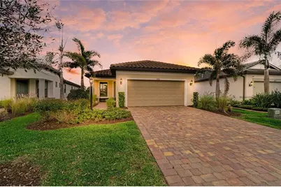 7013 Hanover Court, Lakewood Ranch, FL 34202 - Photo 1