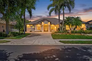 220 Dove Trl, Bradenton, FL 34212 - Photo 1