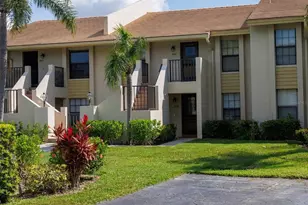 4440 Weybridge, Sarasota, FL 34235 - Photo 1