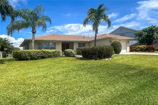 5207 88th St W, Bradenton, FL 34210 - Photo 1