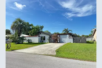 27 Farmbrook Lane, Palm Coast, FL 32137 - Photo 1