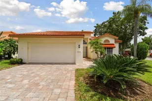 4327 Murfield Dr E, Bradenton, FL 34203 - Photo 1