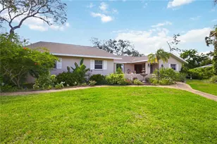 3951 Country View Dr, Sarasota, FL 34233 - Photo 1