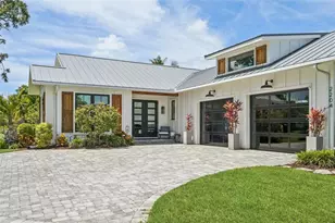 2204 89th St NW, Bradenton, FL 34209 - Photo 1