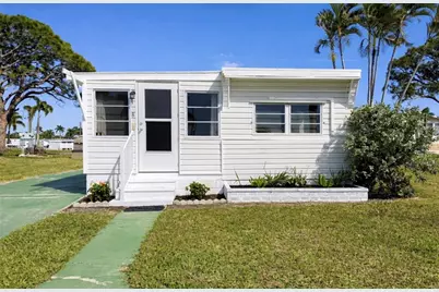 8 6th Street, Bradenton, FL 34210 - Photo 1