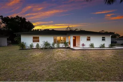 120 43rd Street NW, Bradenton, FL 34209 - Photo 1