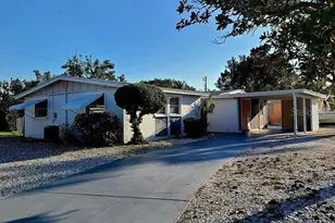 6631 Renssalaer Dr, Bradenton, FL 34207 - Photo 1